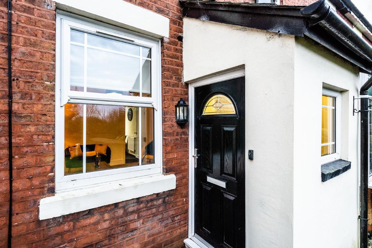 Wrea Cottage, 2 Bedrooms Wifi & Parking Near Ribby Hall Wrea Green Eksteriør billede